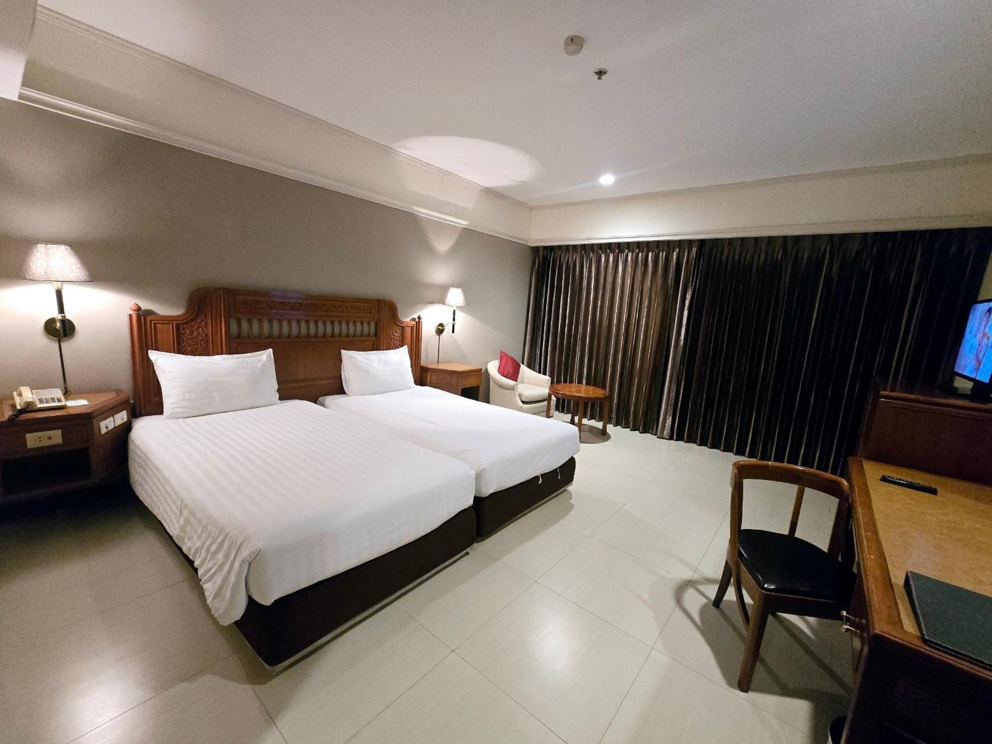 Loei Palace Hotel Exterior foto